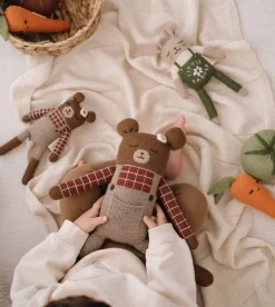 Dziergany królik z wełny alpaki - little farmer