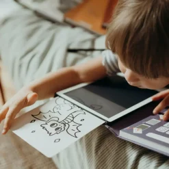 Tablet graficzny z szablonami do rysowania KIDYDRAW-MINI - dawno dawno temu